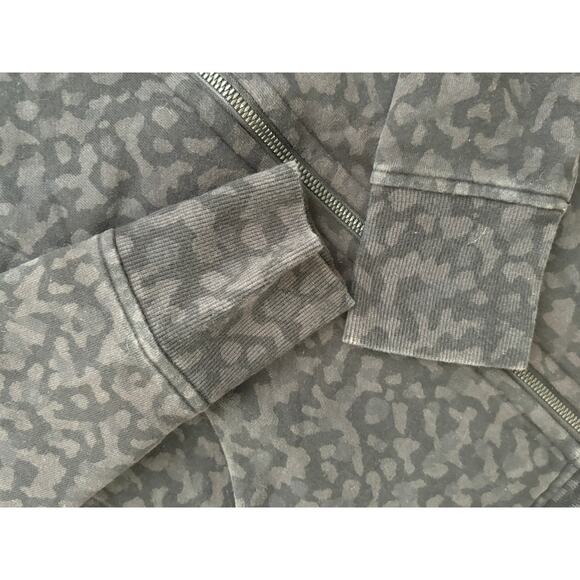 Lululemon Scuba Hoodie *Light Cotton Fleece - Picture 7 of 10